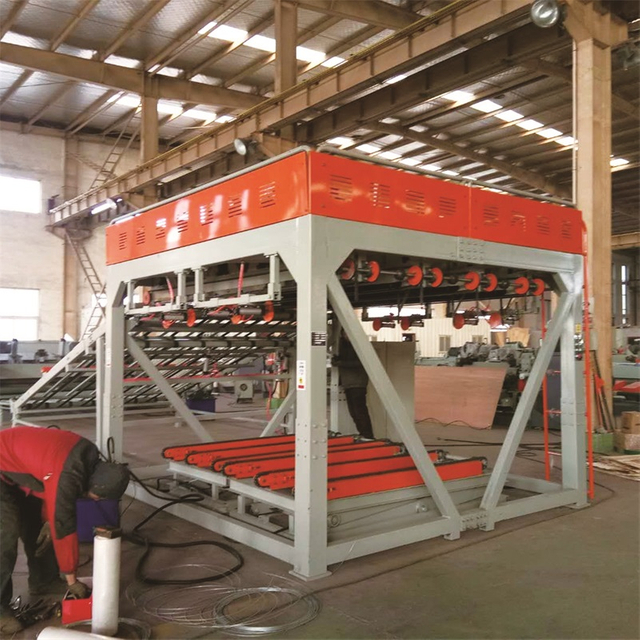 Veneer Stacker - 2600B