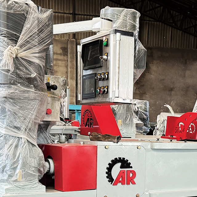 Wood Veneer Peeling Machine Process
