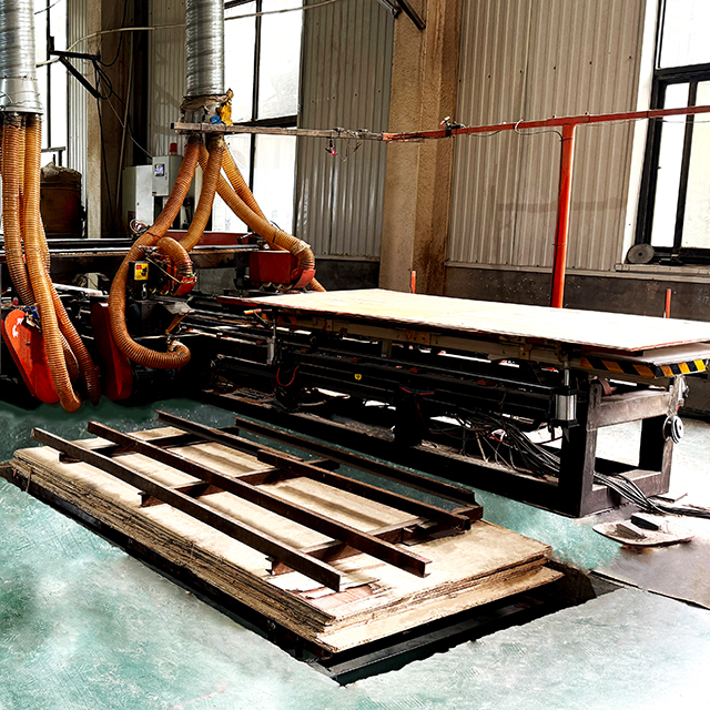 Plywood Edge Cutting Machine