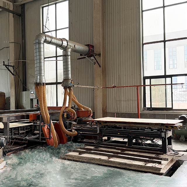 Plywood Edge Cutting Machine